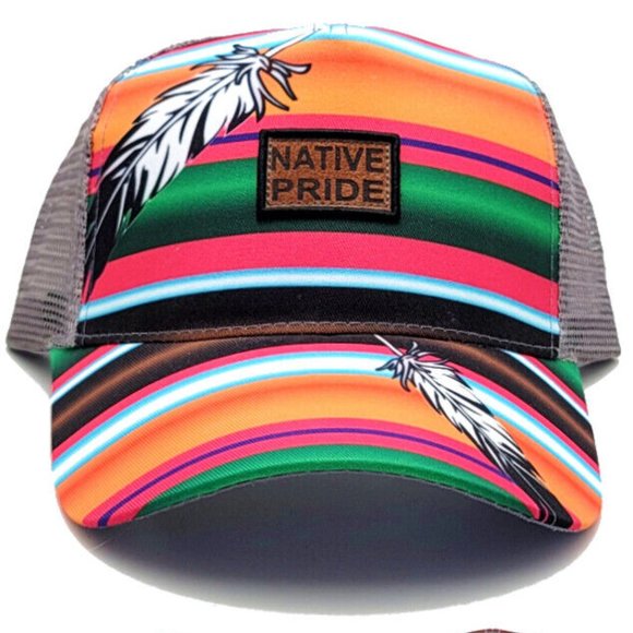 Native Pride Black Eagle Striped Feathered Mesh Snapback Hat - Picture 1 of 7